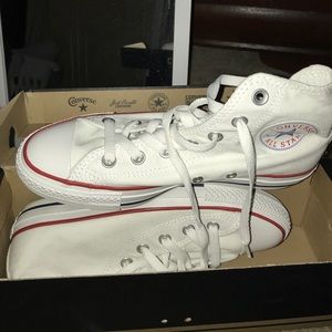 White hi top converses